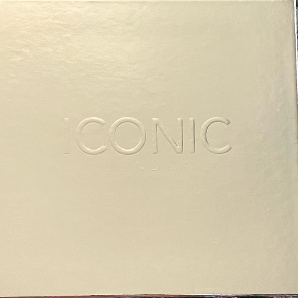 ICONIC LONDON Sunset To Sunrise Eyeshadow Palette - Picture 3 of 6